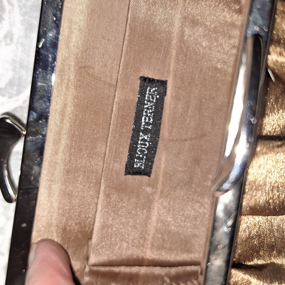 Bijoux Terner Chocolate Clutch - Picture 4 of 7